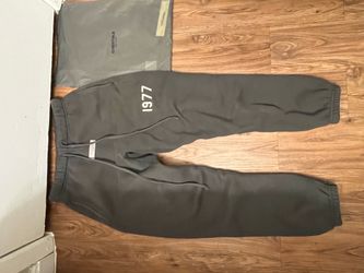 Essential Pants