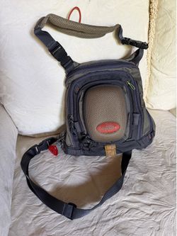 FLY FISHING Chest pack