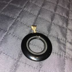 14kt Onyx Coin Bezel Pendant 