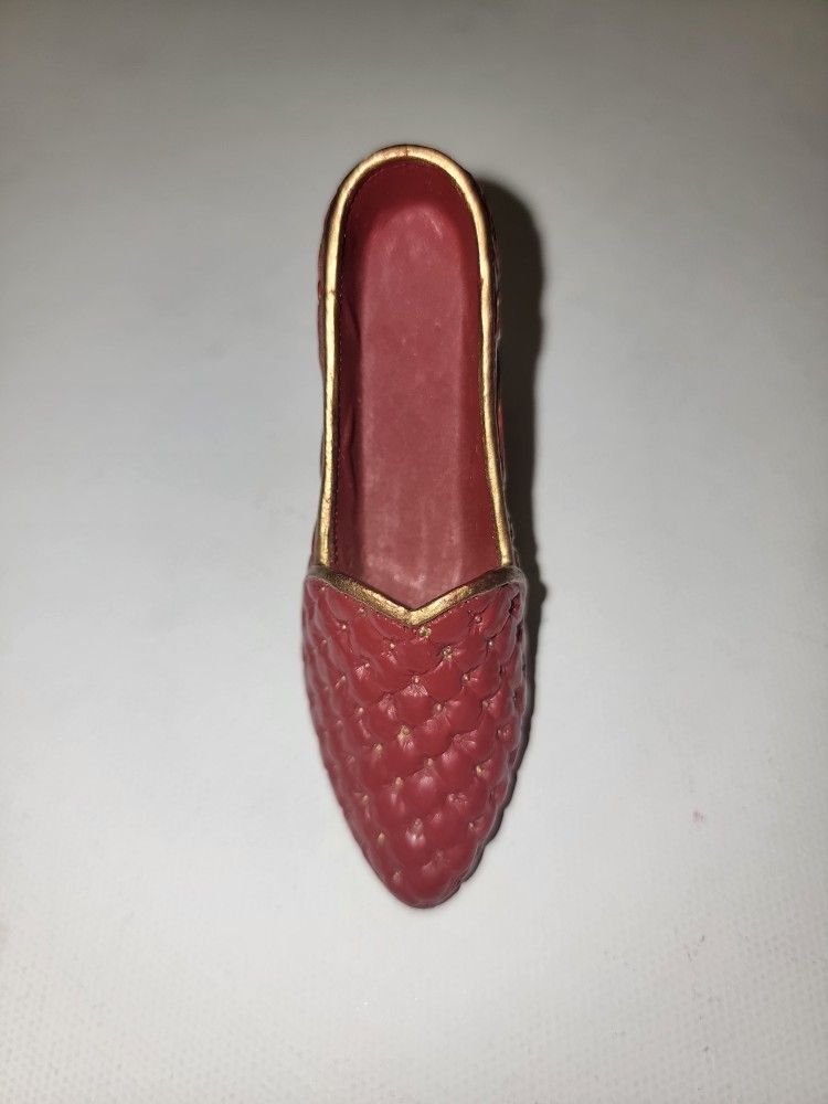 MINIATURE SHOE