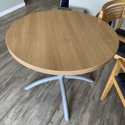 36” Round table