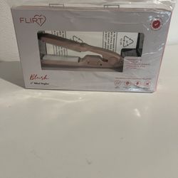 Flirt Flat Iron 