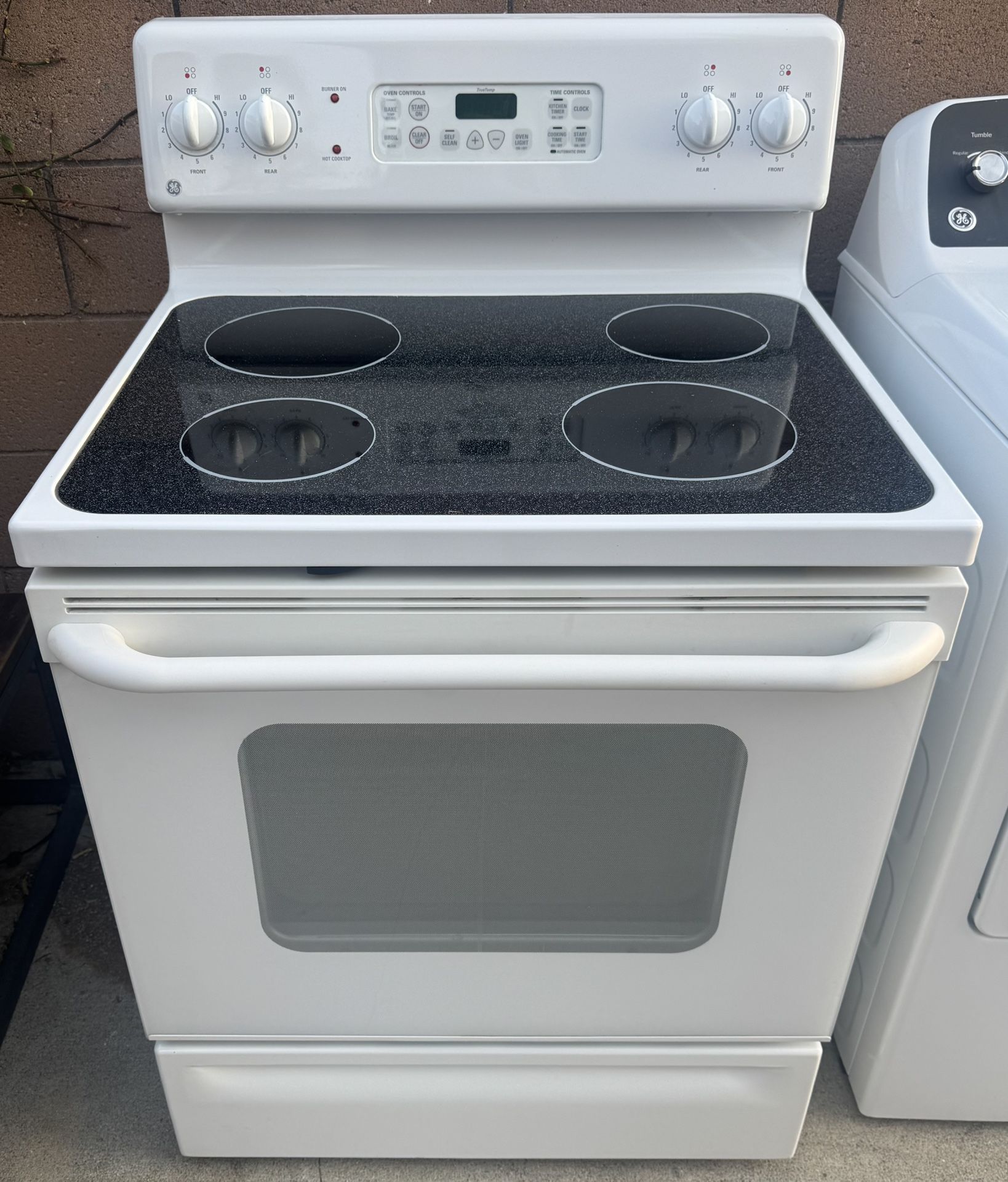 GE 30-Inch Electric Range Stove