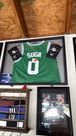 Suga Sean O’Malley signed Jersey w case