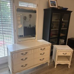 Dresser Set