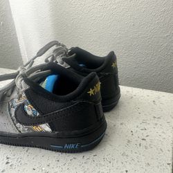 Nike Toddler Shoe Size 6