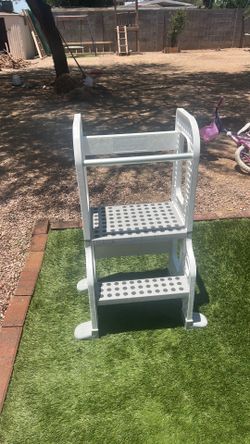 Toddler helper stool
