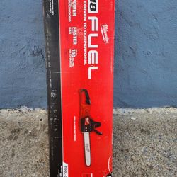 Milwaukee Chainsaw 
