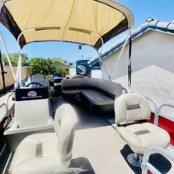 2024 Make an offer 2024 Sun Tracker 18 Bass Buggy Pontoon Boat
