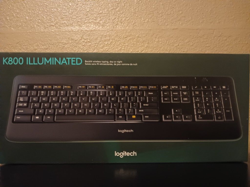Logitech "K800 Illuminated" Keyboard