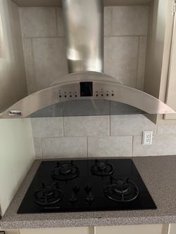 GE Monogram Range Hood + KitchenAid Gas Cooktop – Cash/Pickup
