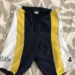Belen Jesuit Crew - Trou Size Medium