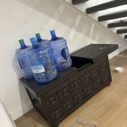 Furniture In Excellent Condition 
