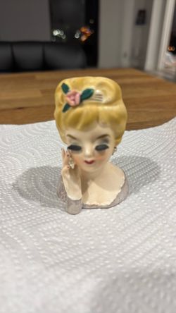 Ceramic lady