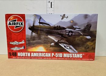 P-51 Mustang Airfix 1:48 North American Airplane Kit A05131 Skill 2