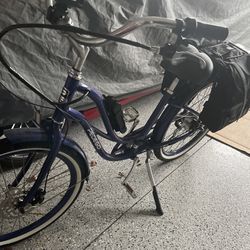 Midnight Blue Pedego Electric Bike Up To 20 -30 Mph