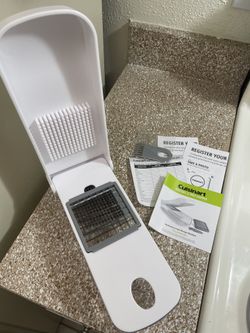 New Cuisinart Vegetable & Fruit Chopper