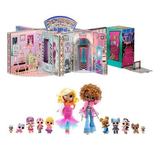 LOL Surprise OMG Movie Magic Studios with 70+ Surprises, 12 Dolls Including 2 Fashion Dolls, 4 Movie Stages, Green Screen & Accessories-