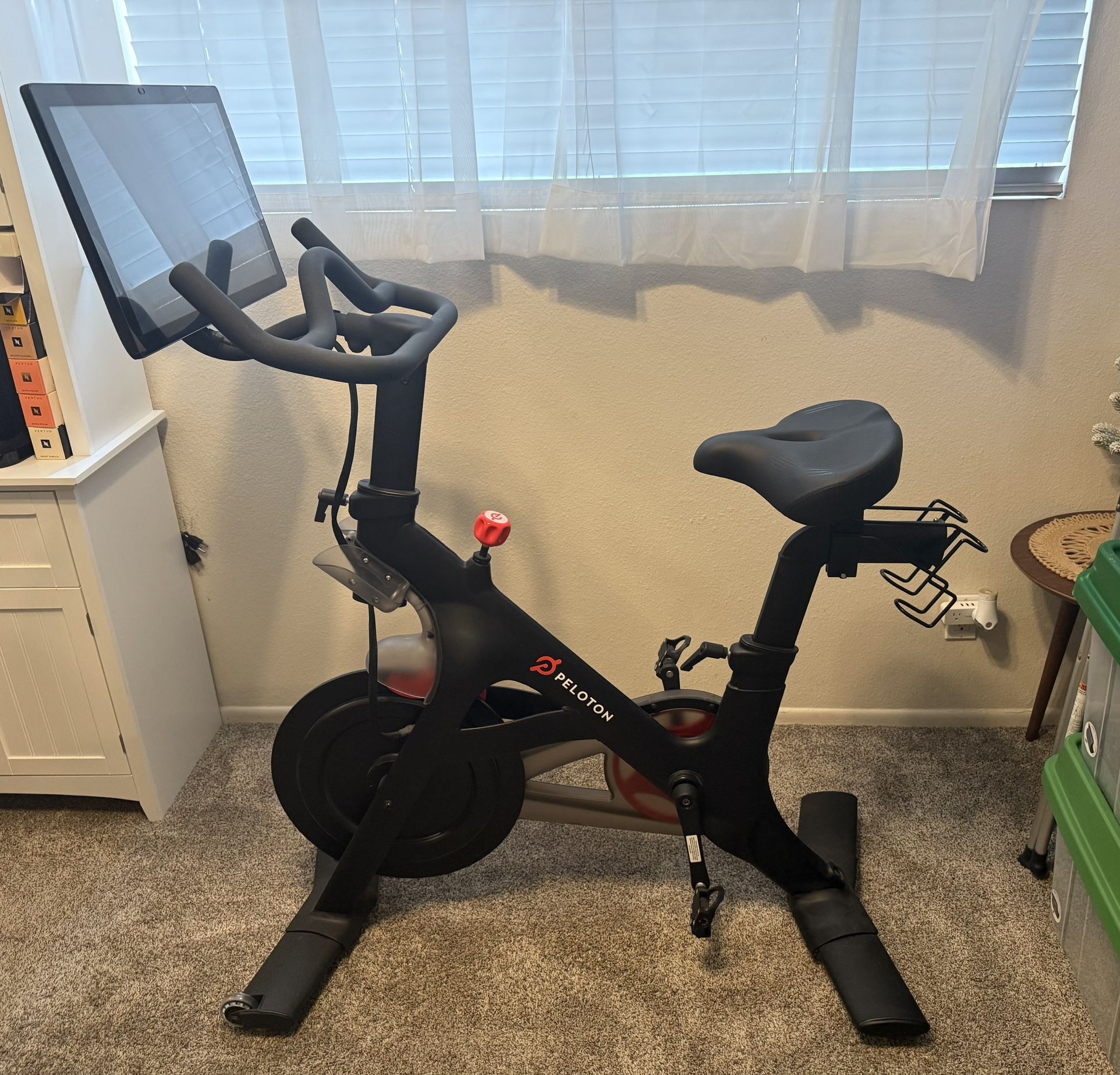 Pelaton Bike & Weights