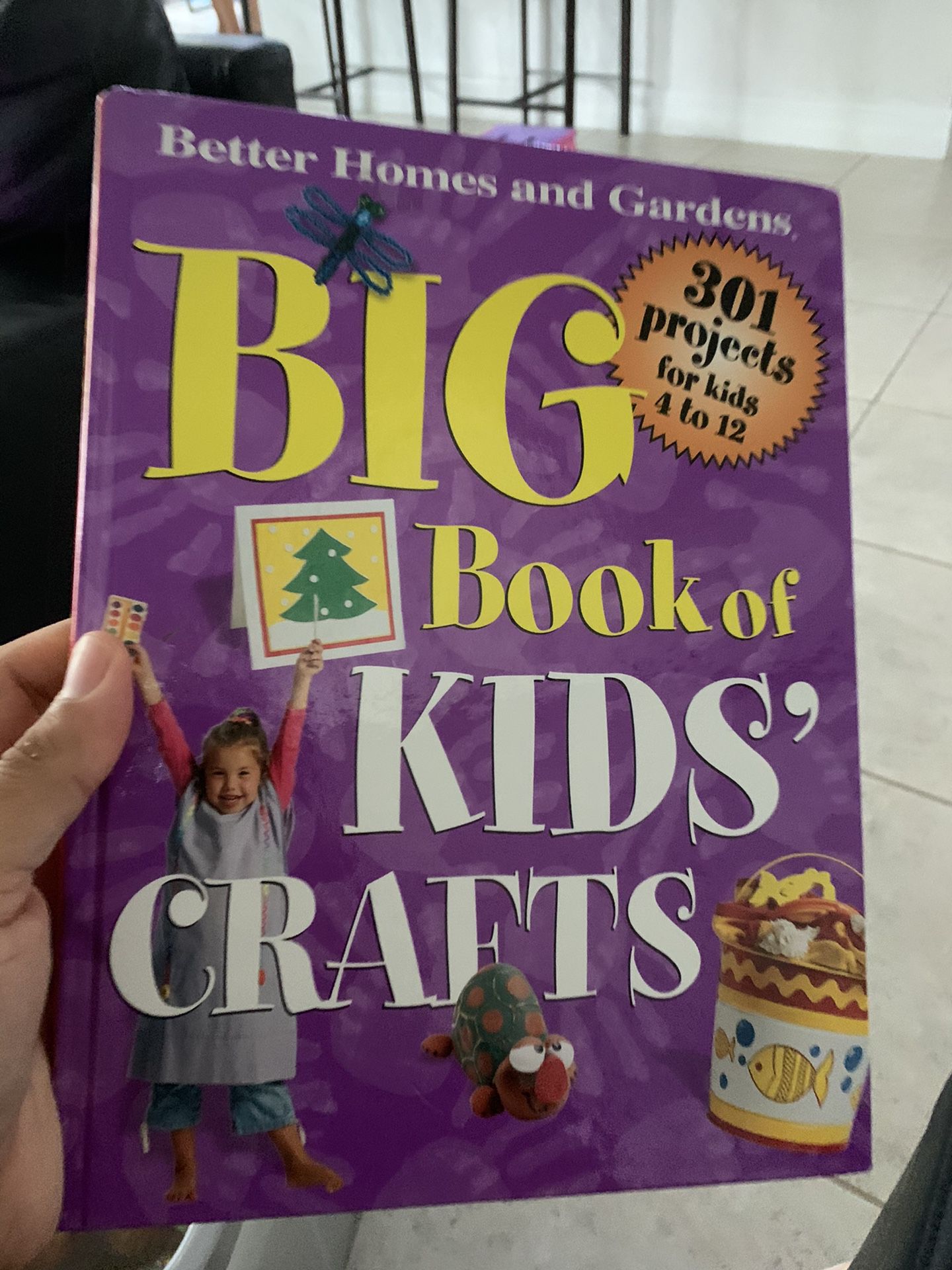 Kids crafts book new