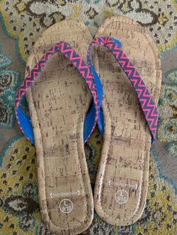 Women’s flip flops