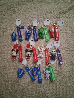 Keychains ➡️ $5 each OR 5 X $20