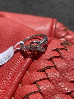 White Sapphire and Silver Ring Size 7