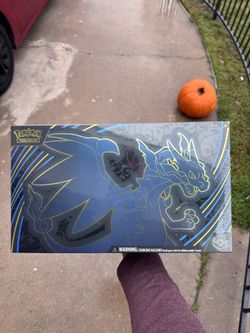 Pokemon TCG Charizard UPC Ultra Premium Collection Brand New Sealed