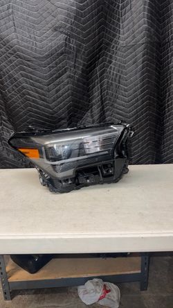 Tacoma Right Headlight 2024 2025 2026