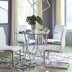 Madanere Dining Table + 4 Chair

