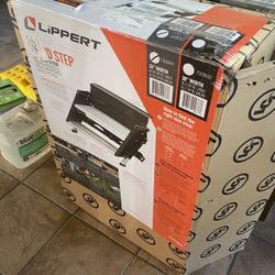 Lippert Solid Step 733931