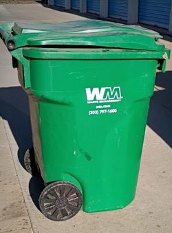 96 Gallon Trash Can