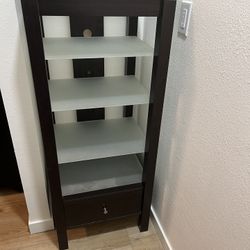 Entertainment center shelf