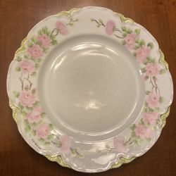 German China - Pink Flowers With Gold