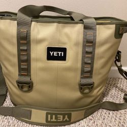 Yeti Hopper 