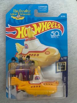 Hot Wheels The Beatles Yellow Submarine Die-Cast
