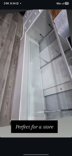 Store Front Retail Shelf