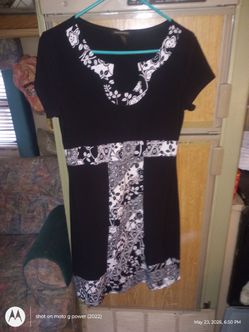 Susan Lawrence Size Medium Poloyster Women's Dress