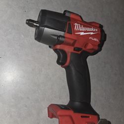 Impact Wrench 3/8 Milwaukee 