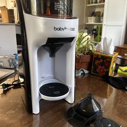 Baby Brezza Formula Pro