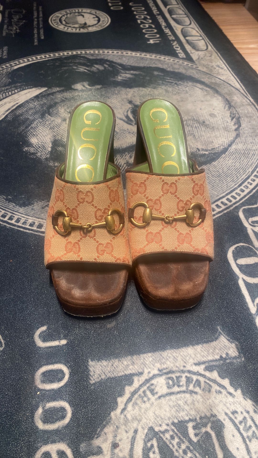 Gucci