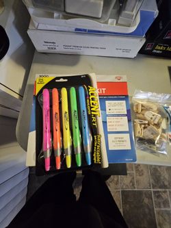 Highlighter Pens