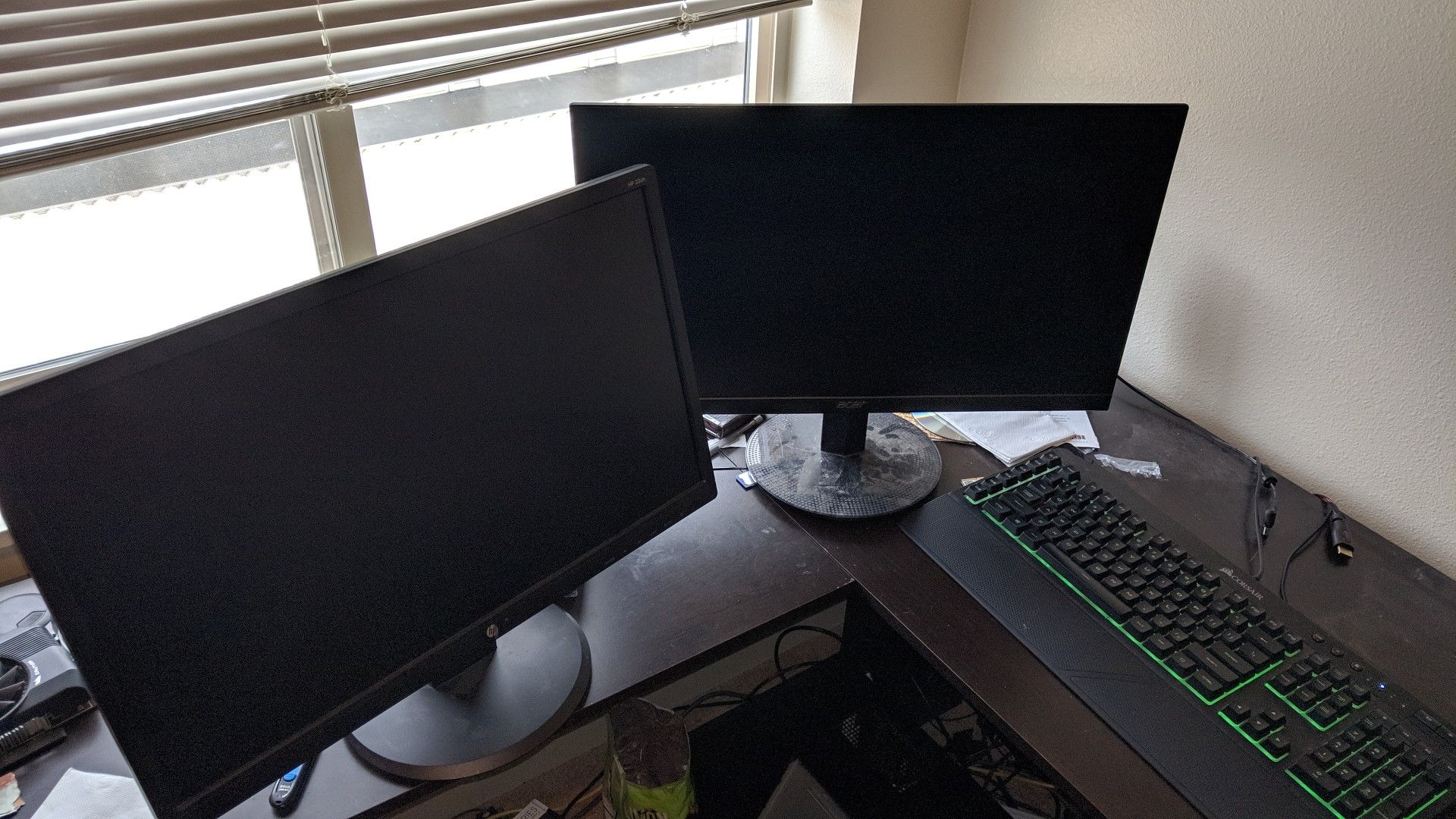 2 computer monitors