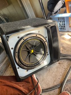 Kicker pro Comp VR sub & Enclosure