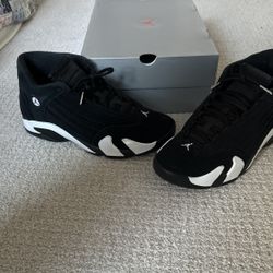 🔥Jordan 14 Retro Black/White - Size 10.5 Lightly Used🔥