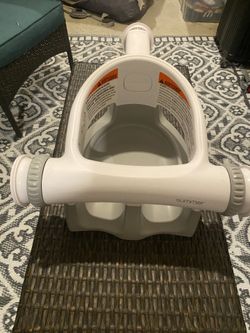 Ingenuity Grey booster Seat For Bath Tubs