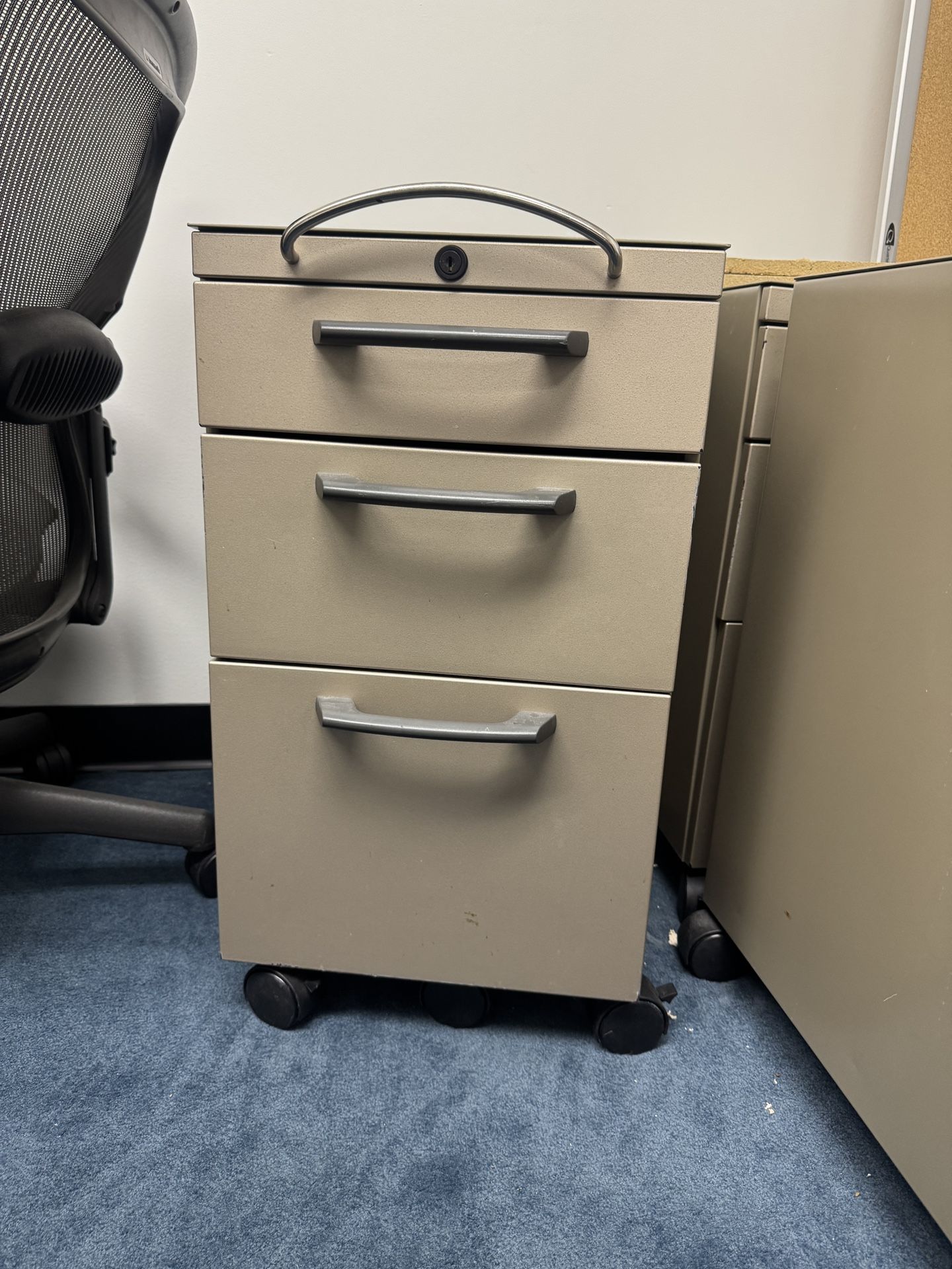 Metal File Cabinets 
