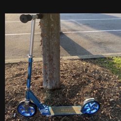 RAZOR SCOOTER 