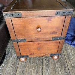 Small chest/drawer