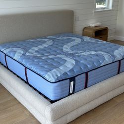 Sealy Mattress for sale   Sealy Posturepedic pro  14" Firm Tight Top  king mattress   Brand New mattress   We offer delivery 🚚. ☎️📲call or tex  (213